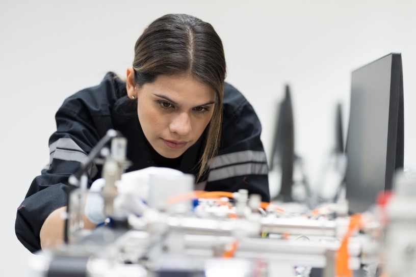 A female engineer apprentice